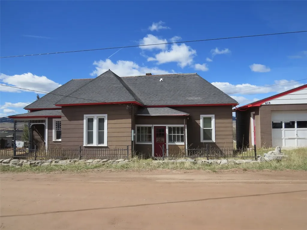 819 Pearl Street Philipsburg MT 59858