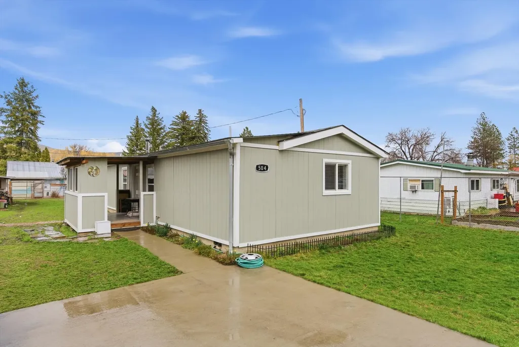 504 2nd Avenue S Hot Springs MT 59845