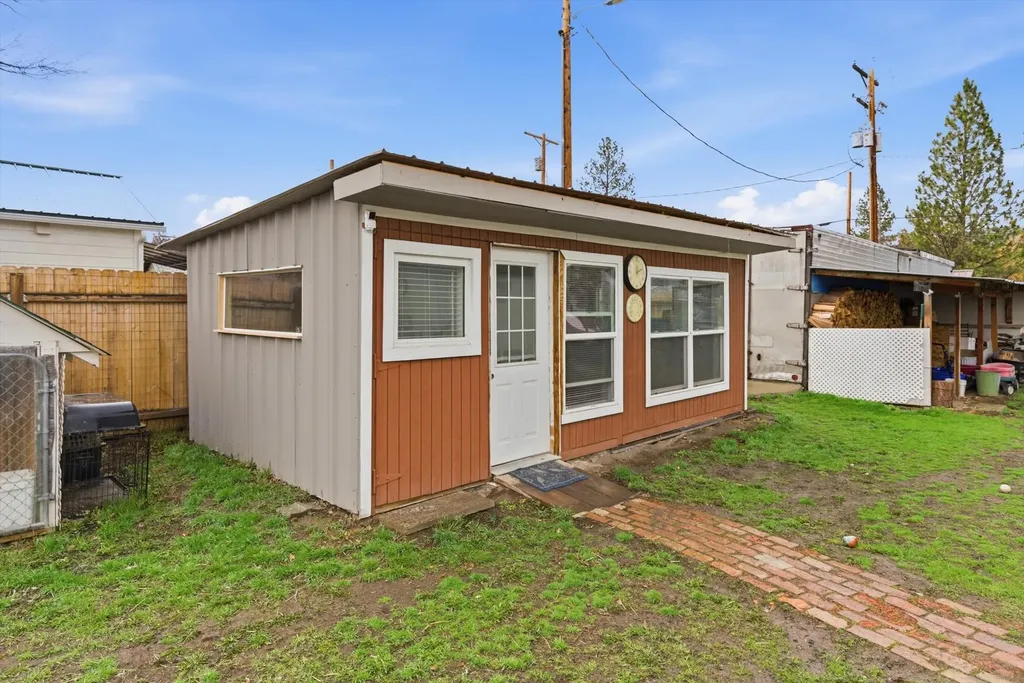 504 2nd Avenue S Hot Springs MT 59845