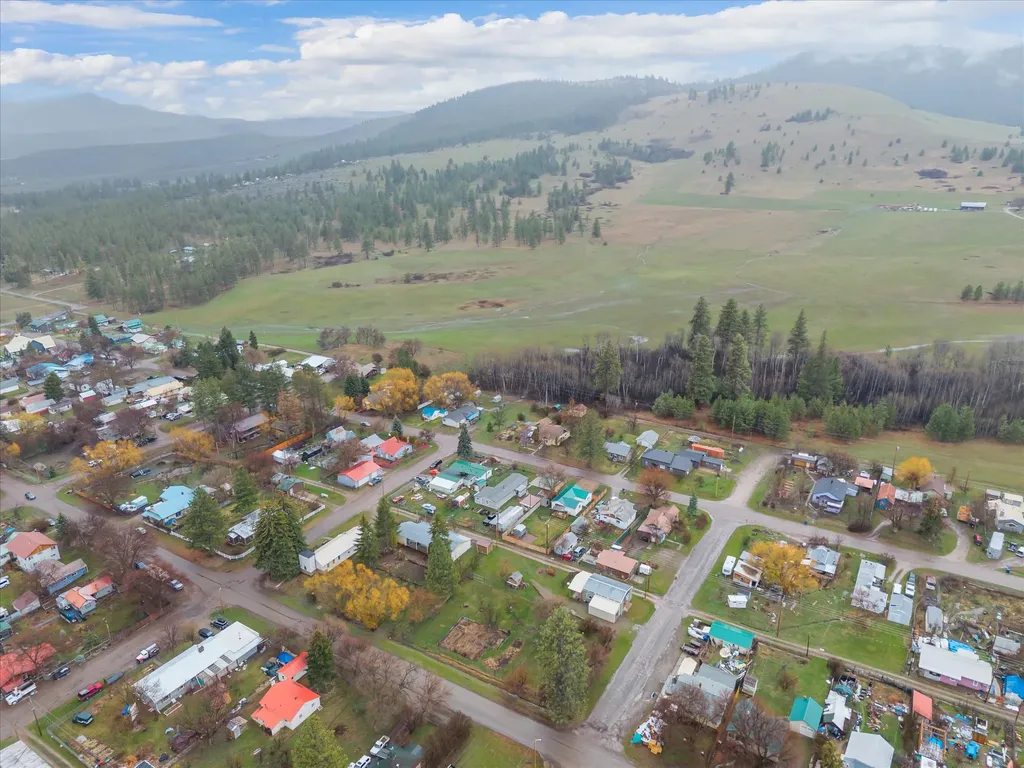 504 2nd Avenue S Hot Springs MT 59845