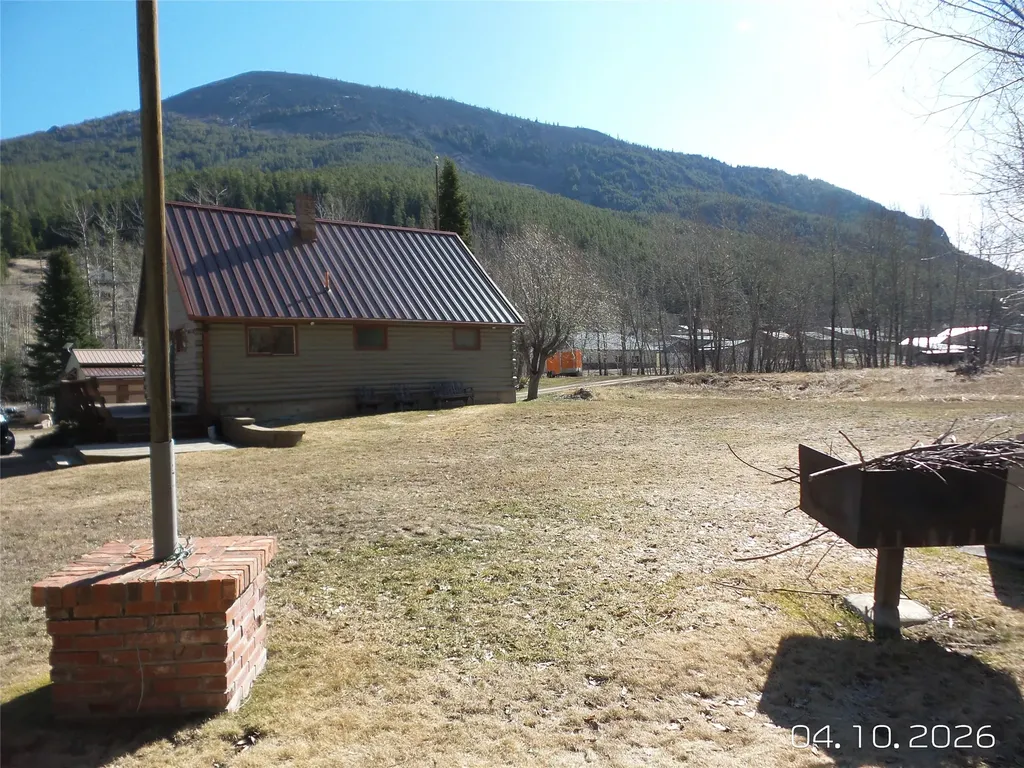 500 Pine Street Neihart MT 59465