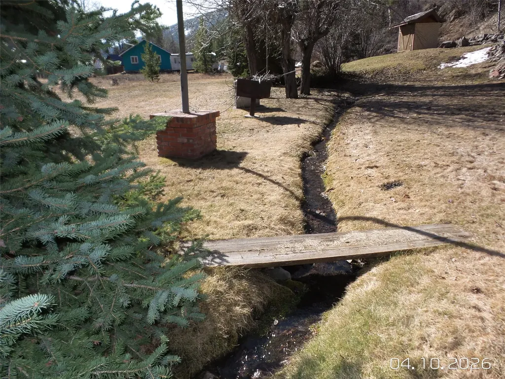 500 Pine Street Neihart MT 59465