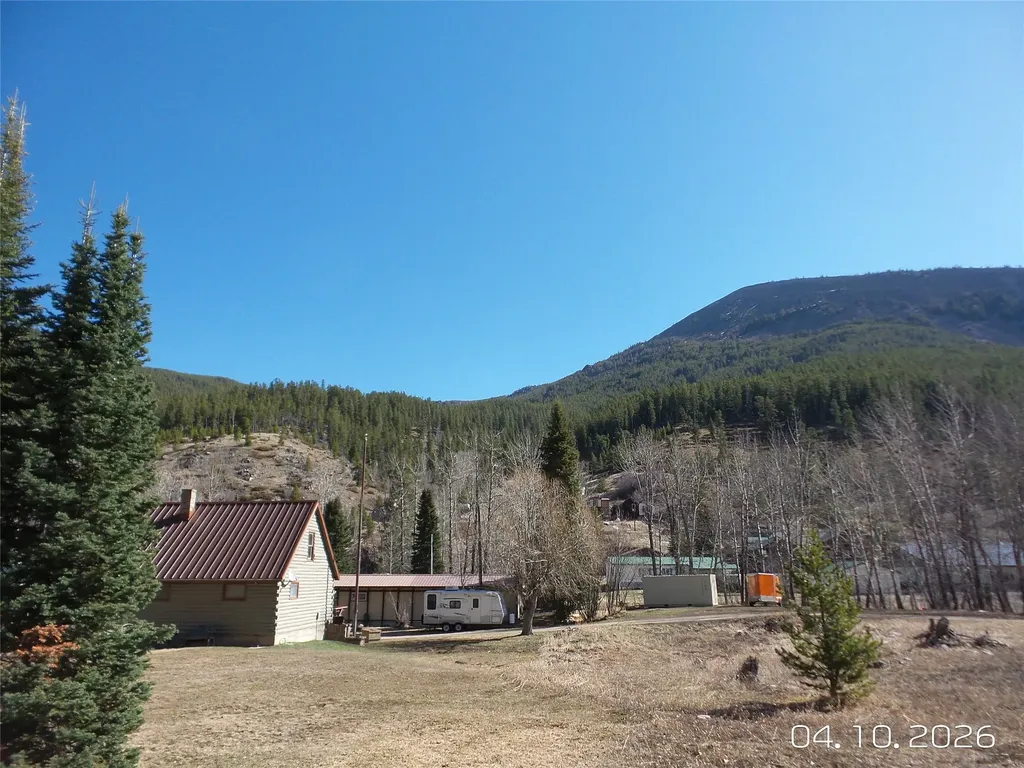 500 Pine Street Neihart MT 59465