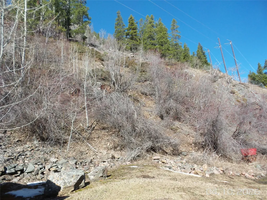 500 Pine Street Neihart MT 59465
