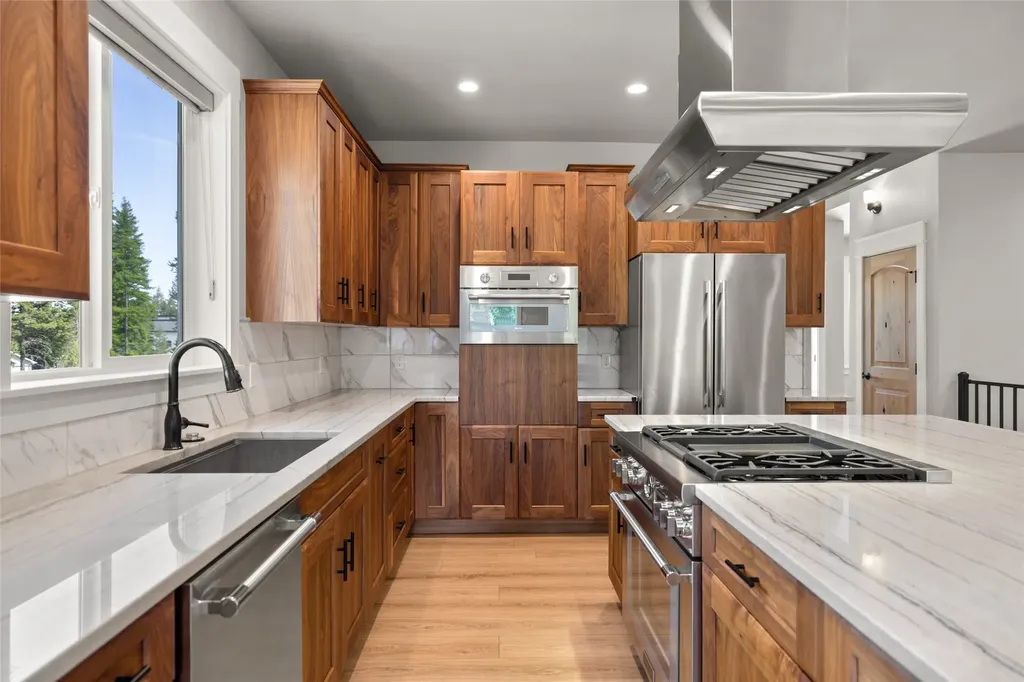 335 Skookum Road Lakeside MT 59922