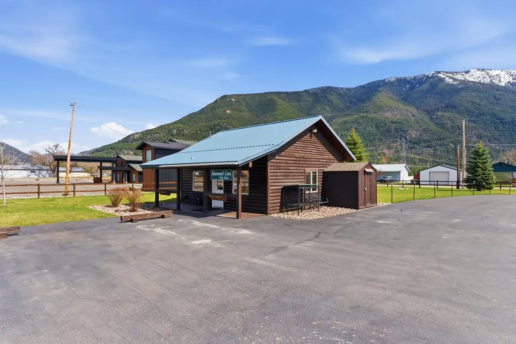 7343 Us Highway 2 E Columbia Falls MT 59912