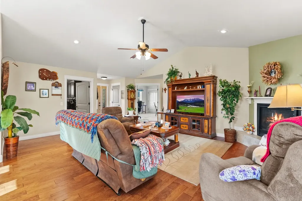 18034 Mullan Road Frenchtown MT 59834
