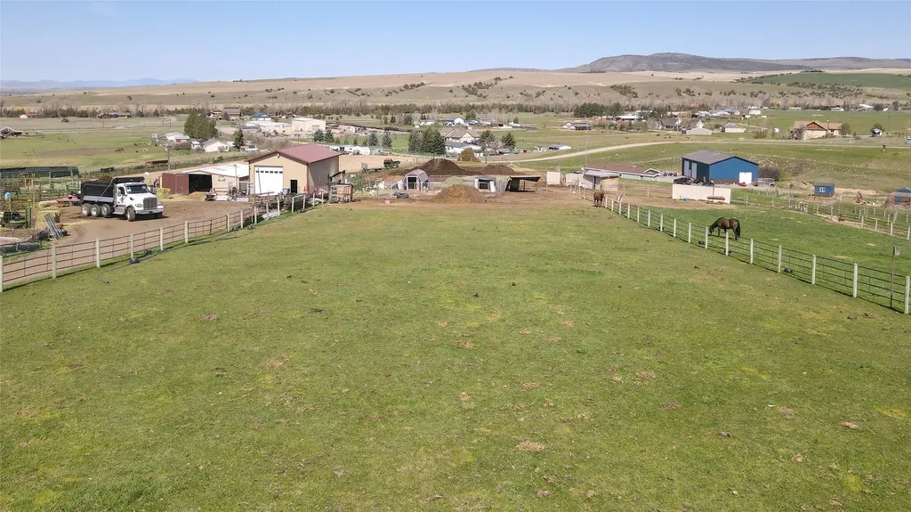 7135 Raven Drive Belgrade MT 59714