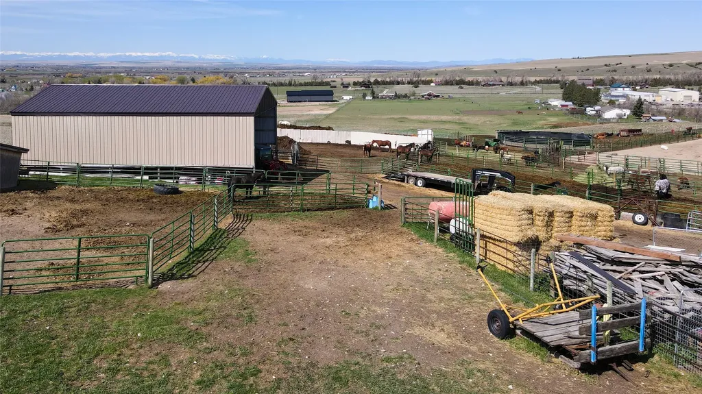 7135 Raven Drive Belgrade MT 59714
