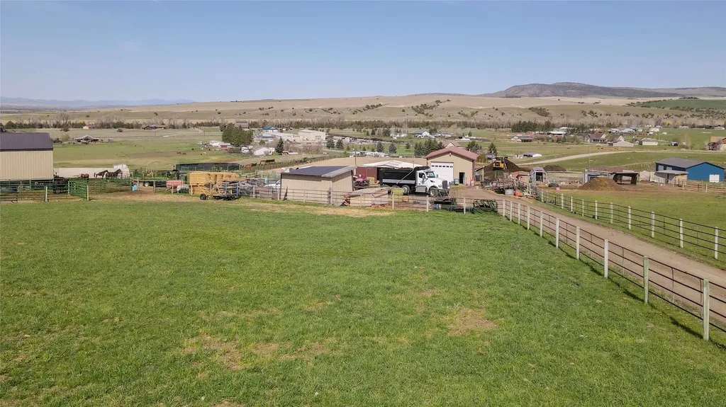 7135 Raven Drive Belgrade MT 59714