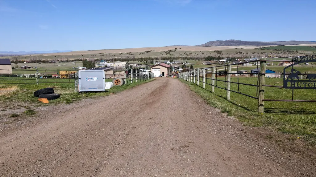 7135 Raven Drive Belgrade MT 59714