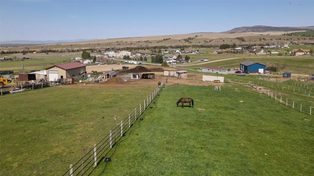 7135 Raven Drive Belgrade MT 59714