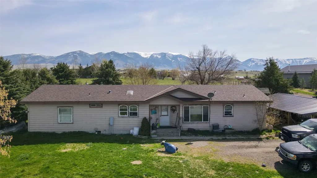 7135 Raven Drive Belgrade MT 59714