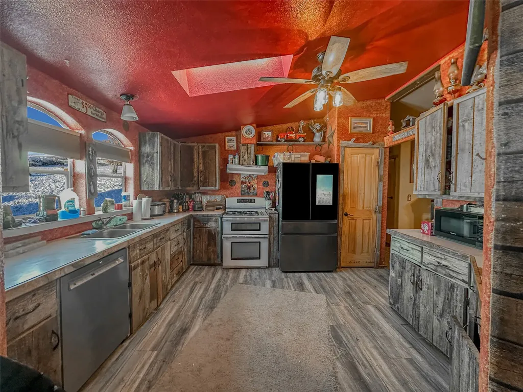 7135 Raven Drive Belgrade MT 59714