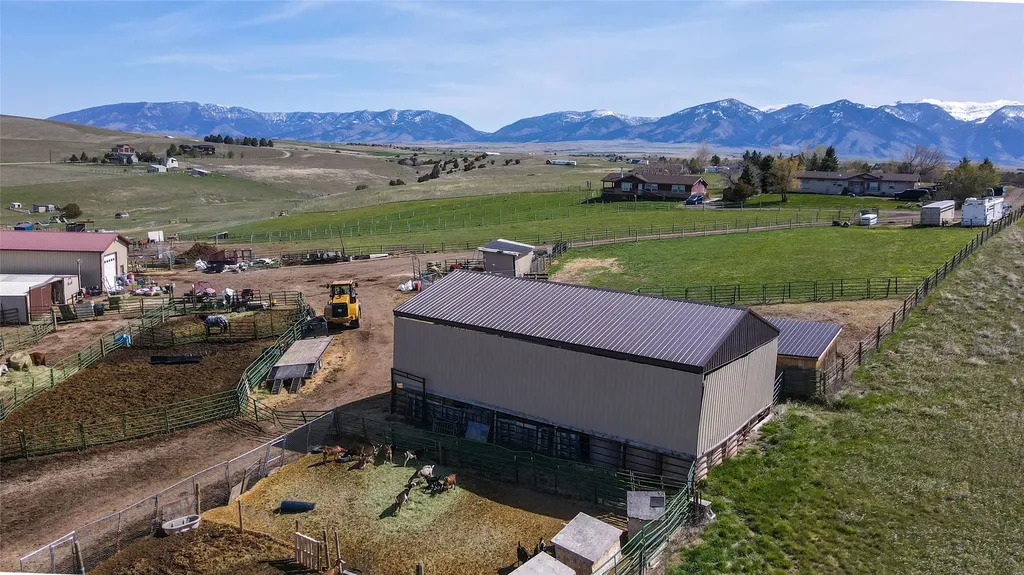 7135 Raven Drive Belgrade MT 59714