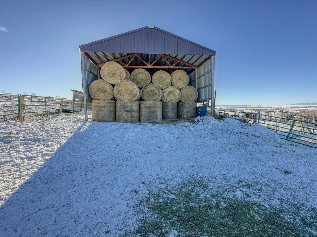 7135 Raven Drive Belgrade MT 59714