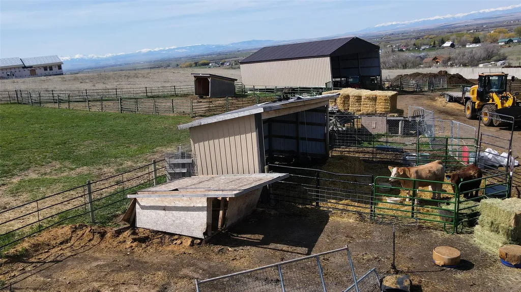 7135 Raven Drive Belgrade MT 59714