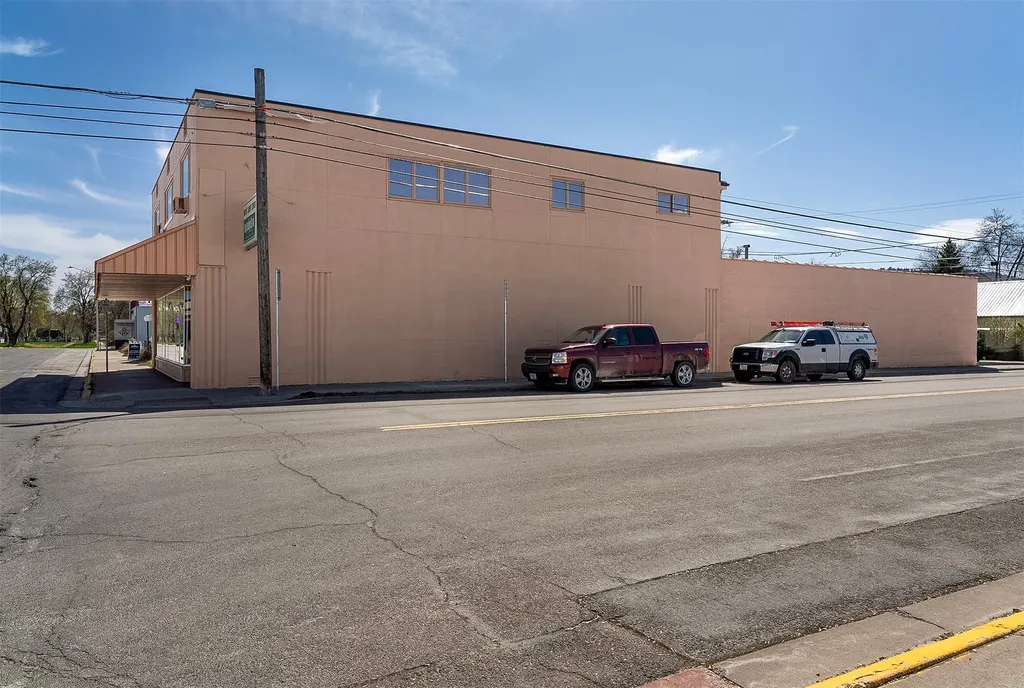 302/304 2nd Avenue W Kalispell MT 59901