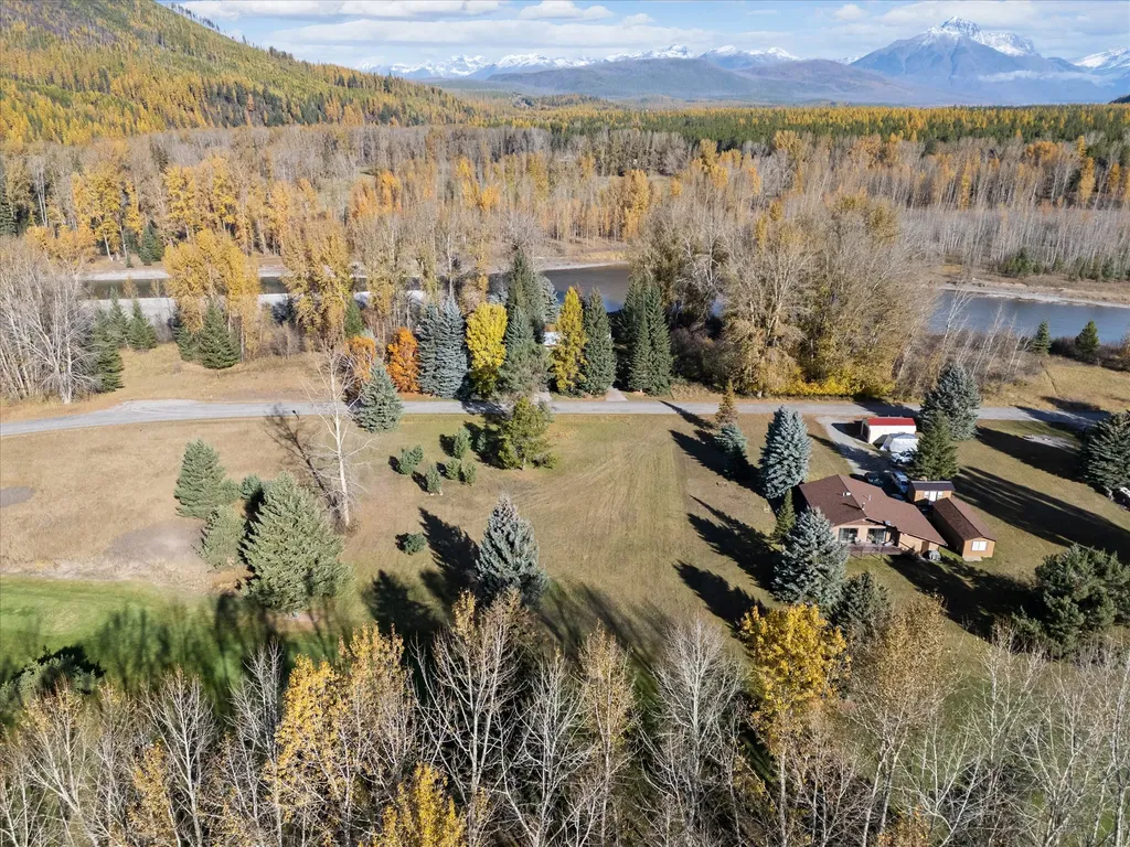 812/816 River Bend Drive West Glacier MT 59936