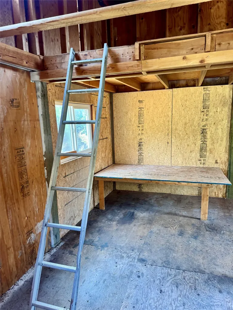 31 Packer Gulch Road Drummond MT 59832