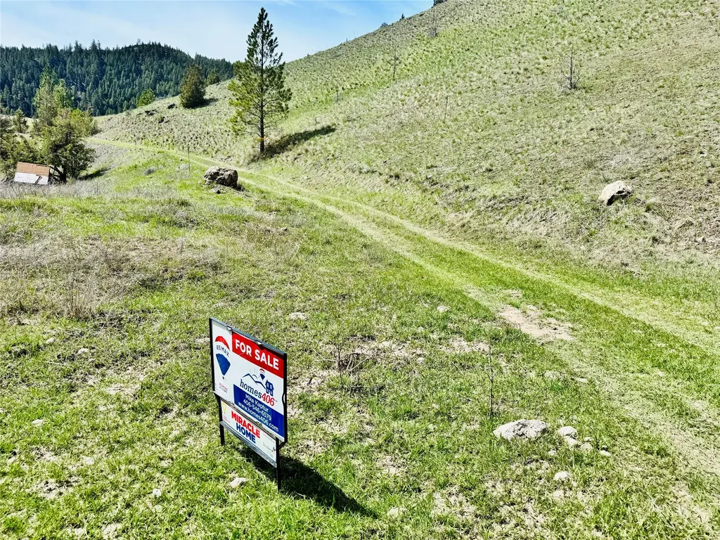 31 Packer Gulch Road Drummond MT 59832