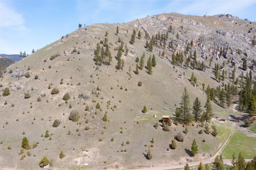 31 Packer Gulch Road Drummond MT 59832