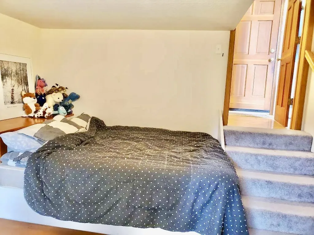 26134 Spinnaker Lane Elmo MT 59915