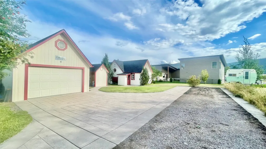 26134 Spinnaker Lane Elmo MT 59915
