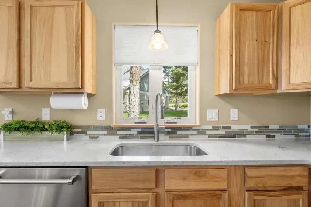 35 Stoney Brook Drive Clancy MT 59634