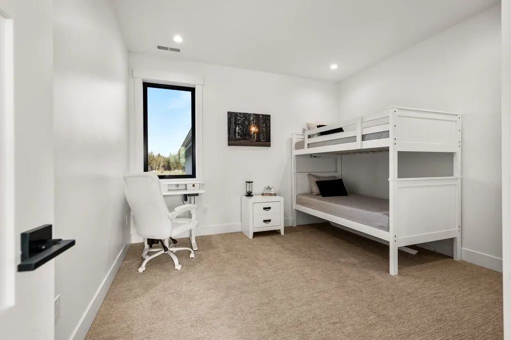 111 Freedom Way Kalispell MT 59901
