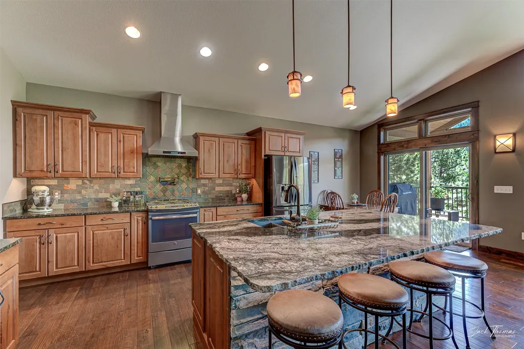 3077 Old Broadwater Lane Helena MT 59601