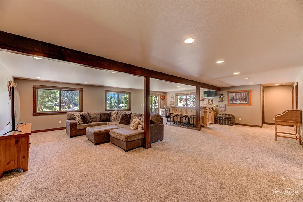 3077 Old Broadwater Lane Helena MT 59601