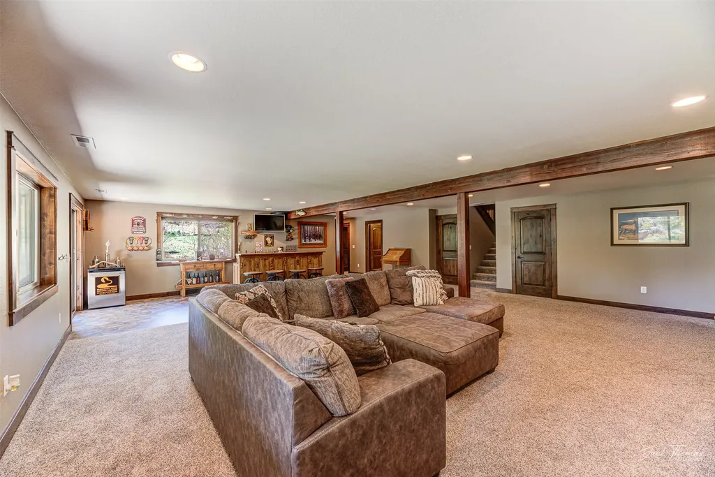 3077 Old Broadwater Lane Helena MT 59601