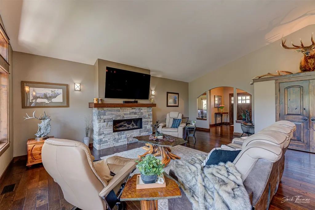 3077 Old Broadwater Lane Helena MT 59601