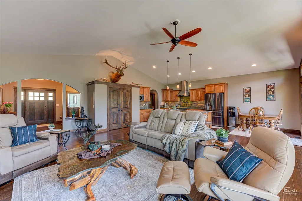 3077 Old Broadwater Lane Helena MT 59601