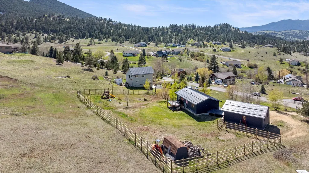 16 Grassy Mountain Road Clancy MT 59634