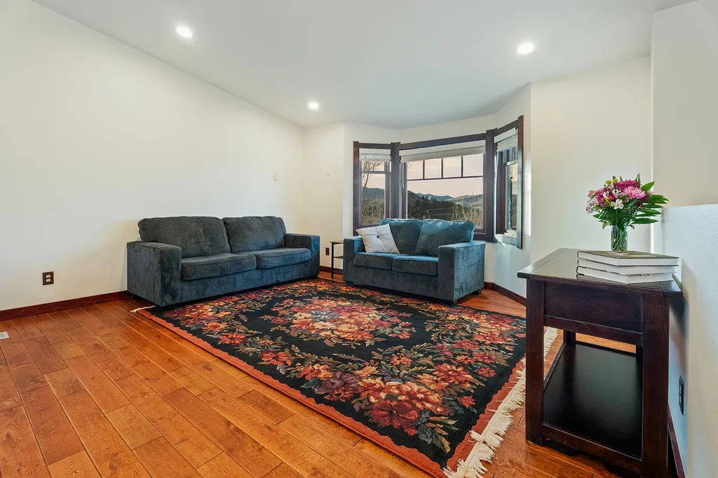 16 Grassy Mountain Road Clancy MT 59634