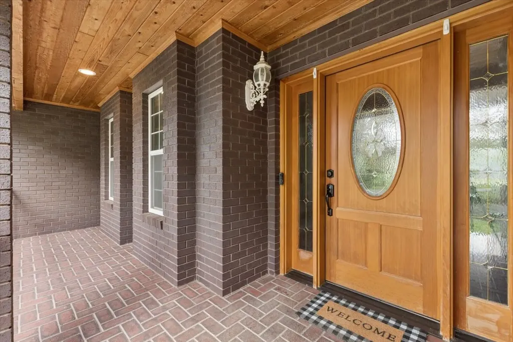 33608 Hilltop Terrace Bigfork MT 59911