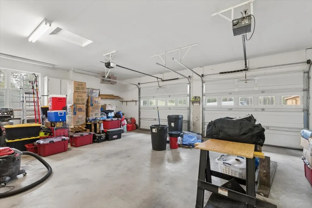 33608 Hilltop Terrace Bigfork MT 59911