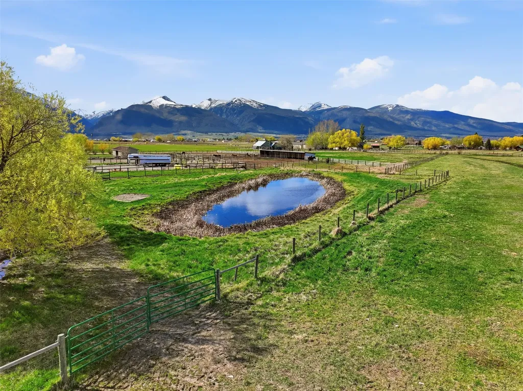 3906 Illinois Bench Road Stevensville MT 59870