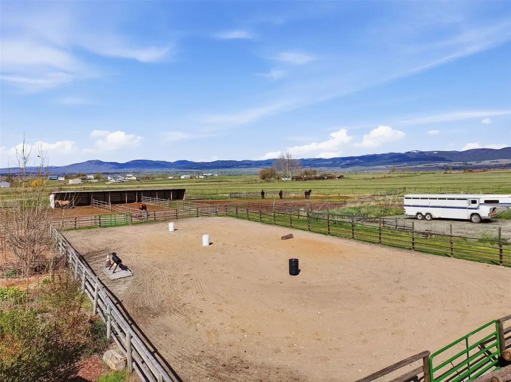 3906 Illinois Bench Road Stevensville MT 59870