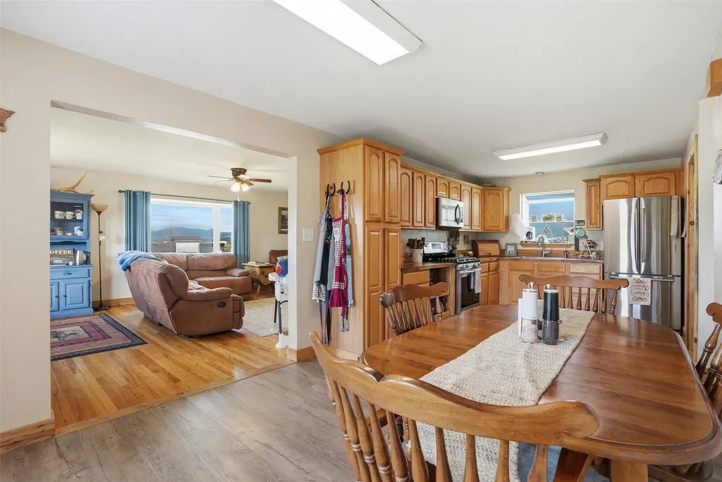 3906 Illinois Bench Road Stevensville MT 59870