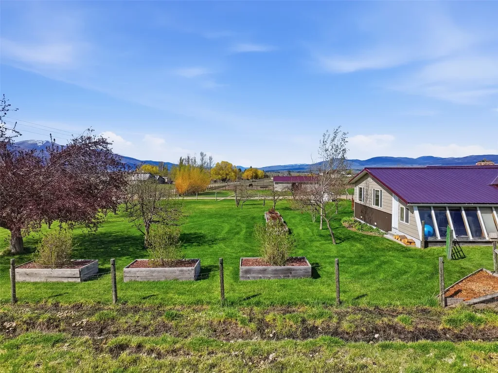 3906 Illinois Bench Road Stevensville MT 59870