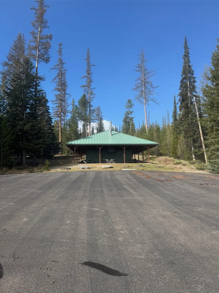 1175 S Mcgregor Lake Road Marion MT 59925