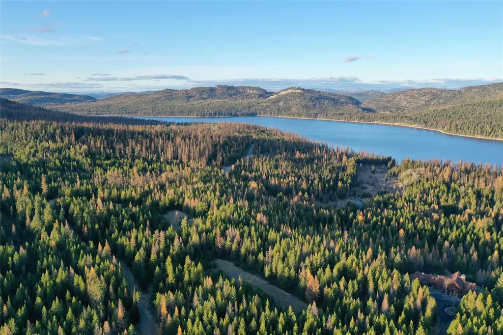 1175 S Mcgregor Lake Road Marion MT 59925