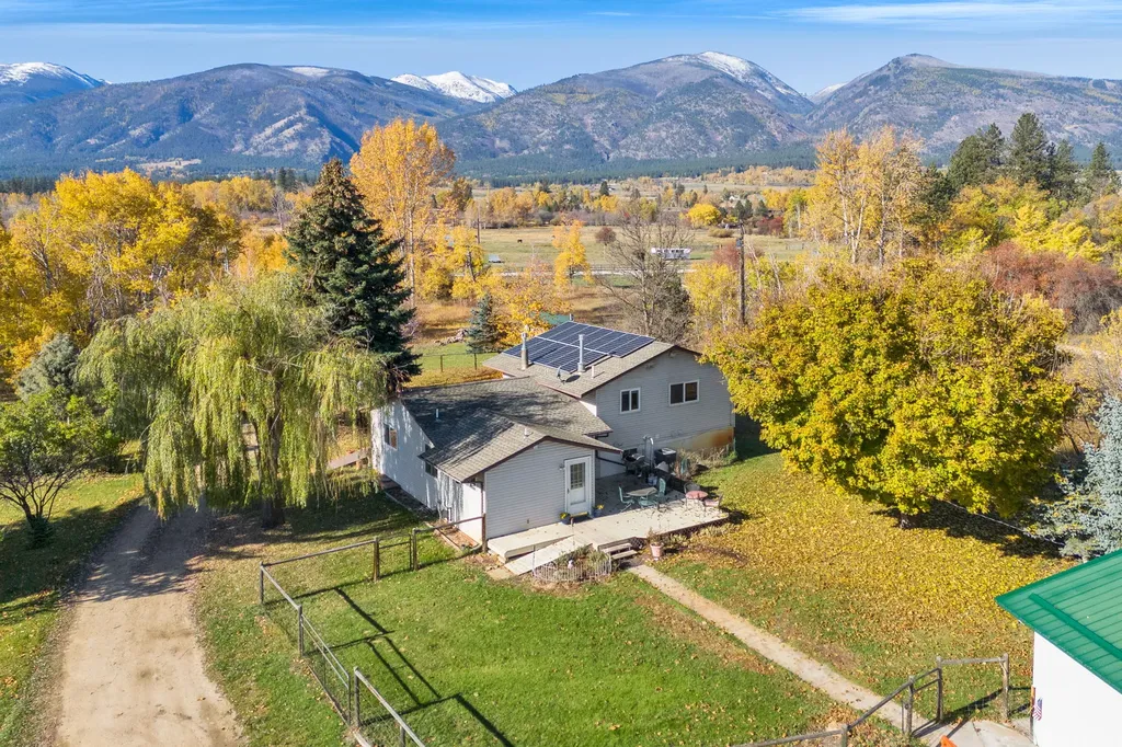 5582 Klements Lane Florence MT 59833
