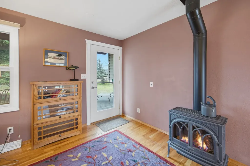 5582 Klements Lane Florence MT 59833