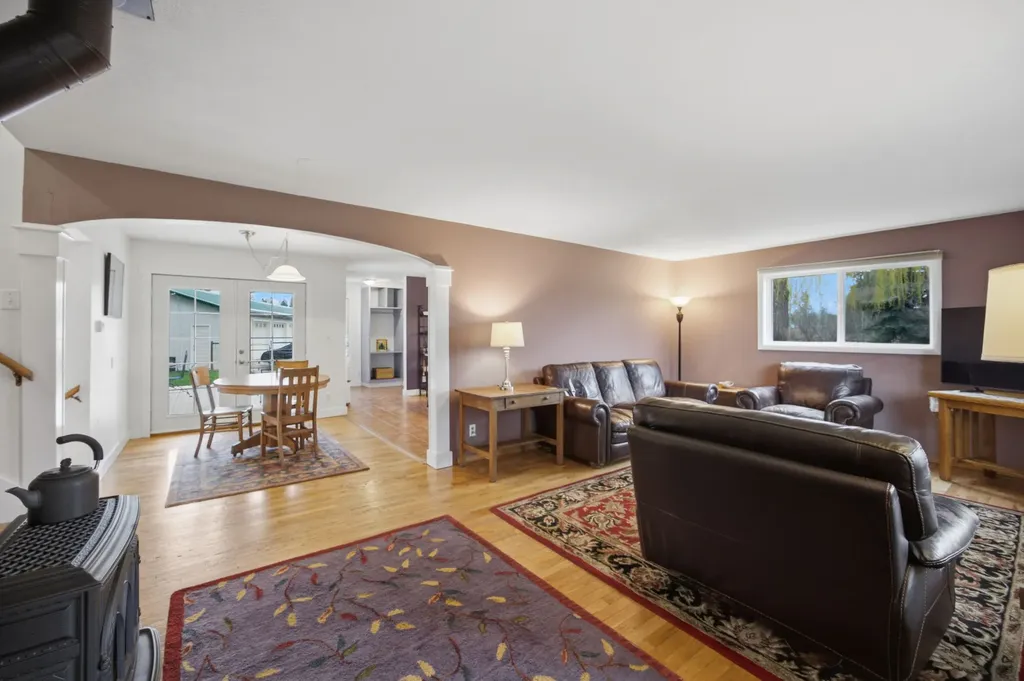 5582 Klements Lane Florence MT 59833
