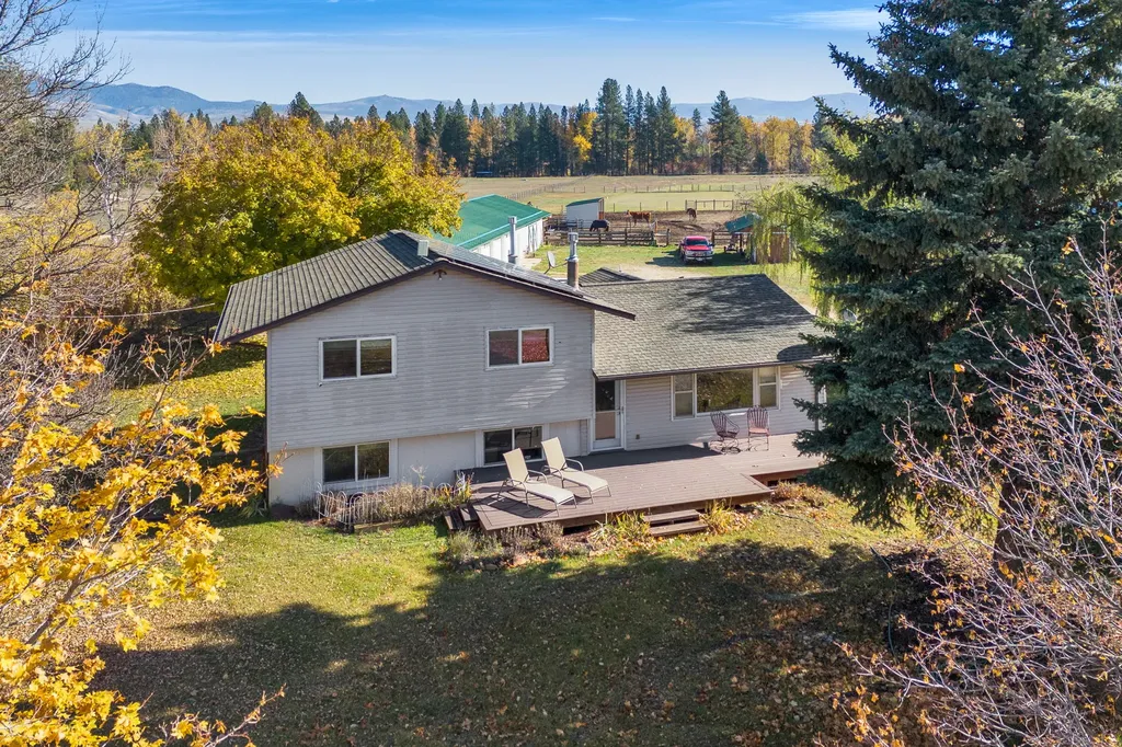5582 Klements Lane Florence MT 59833