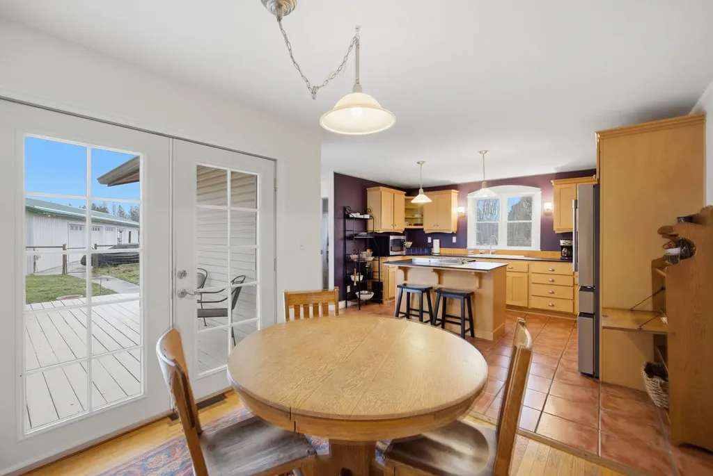 5582 Klements Lane Florence MT 59833